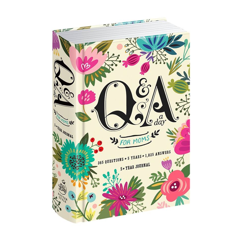 Q&A a Day for Moms: A 5-Year Journal