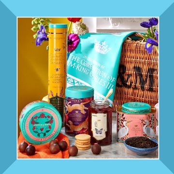 the coronation hamper, king charles iii coronation plate