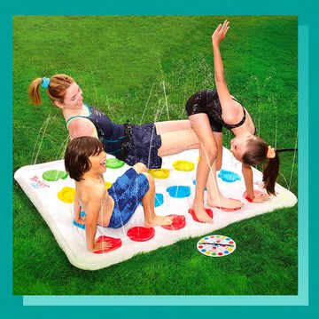 kan jam original disc toss game, hasbro twister splash water game for kids
