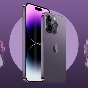 iphone 14 and iphone 14 max placed next to each other on a slice of wood iphone 14 and iphone 14 max placed next to each other on a slice of wood