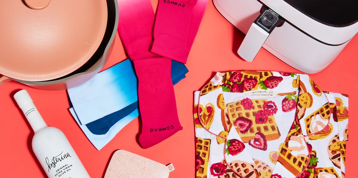 kosterina olive oil, our place perfect pot, cosori air fryer, print fresh waffle pajamas, comrad compression socks, sprocket photo printer